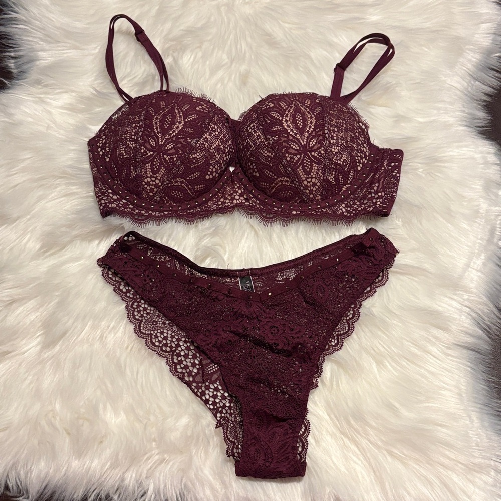 Victoria’s Secret Lace Burgundy Bra and studded Panty Set 36C/M